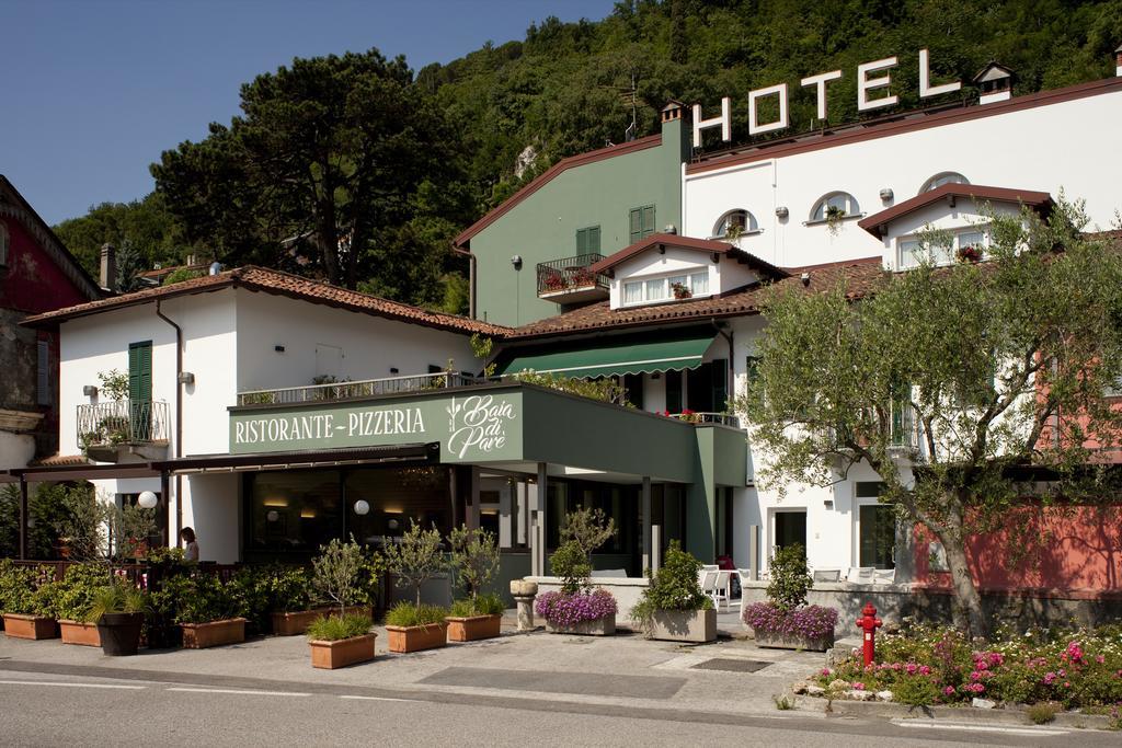 Hotel Baia Di Pare Valmadrera Exterior photo